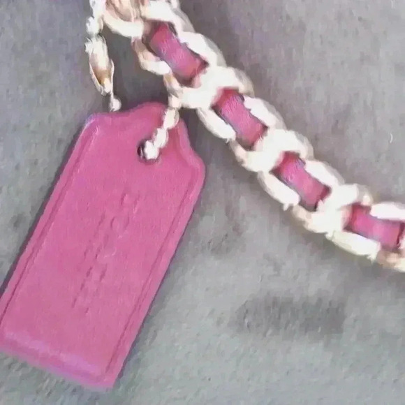 Rare to Find! 🌹🌹Coach Mini Handbag - Picture 6 of 11